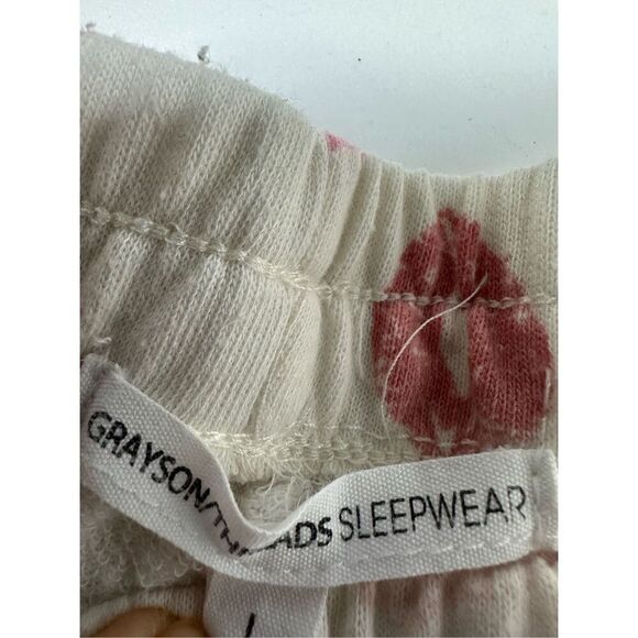 Grayson Threads Womens Sleepwear Set Size L Kiss Print Top & Shorts Cotton Blend - Picture 11 of 14